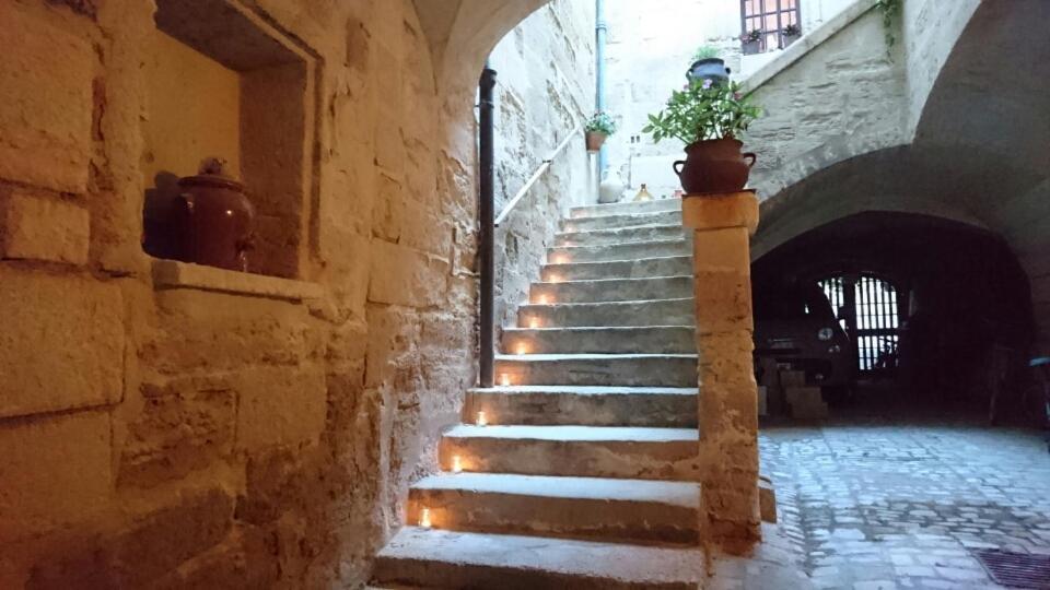 Tresor Apartment Uzes Luaran gambar